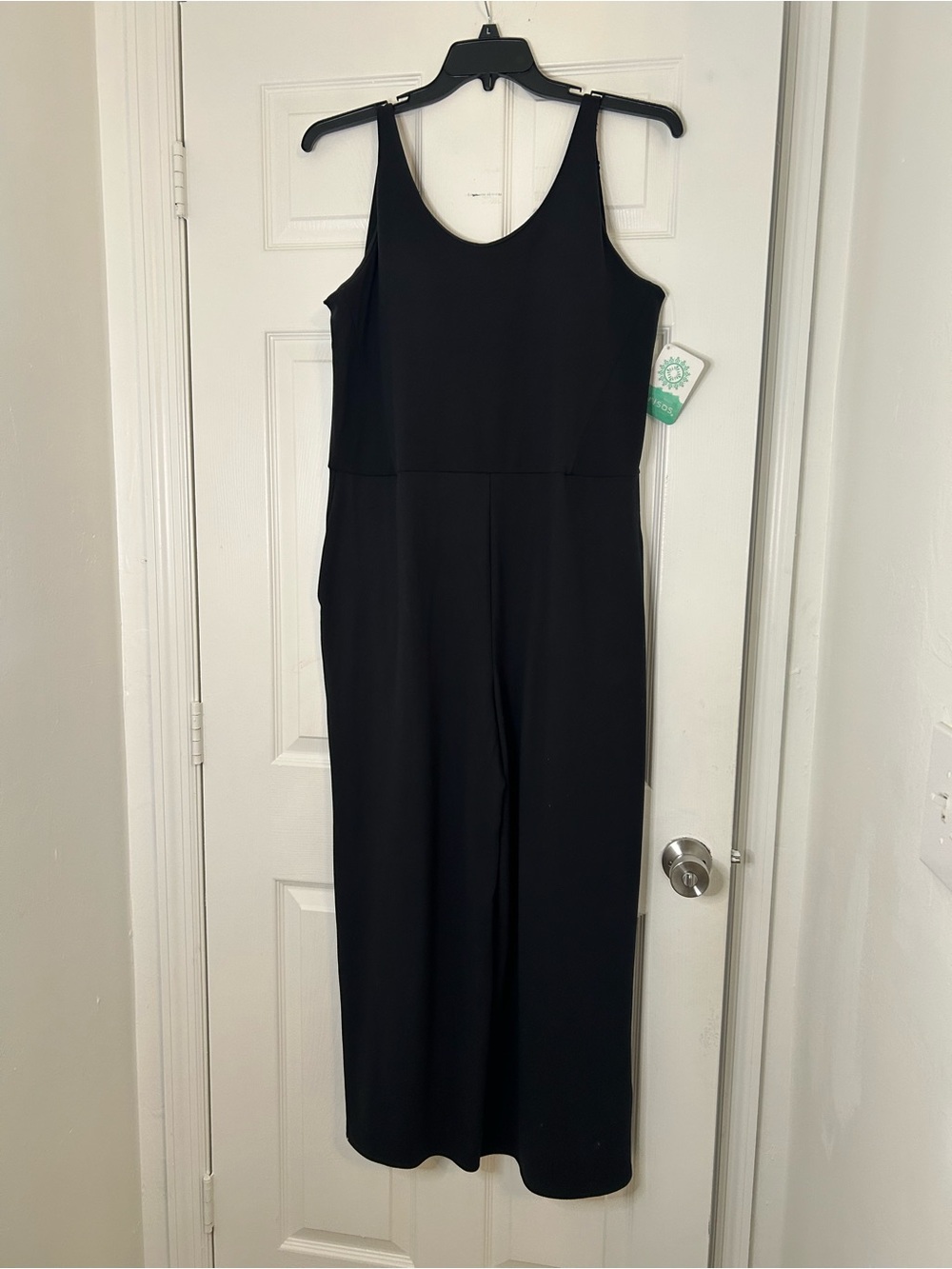 Brisa’s Sleeveless Black Wide-Leg Jumpsuit